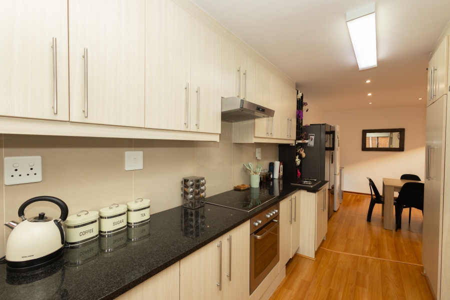 3 Bedroom Property for Sale in Table View Western Cape